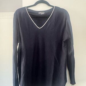 Vince, V-Neck Sweater with White Trim, L